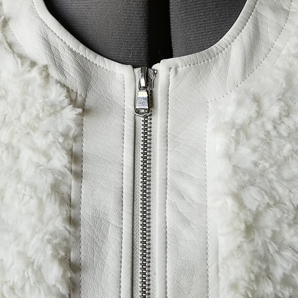 Fluffy white jkt  NWOT - Picture 2 of 7